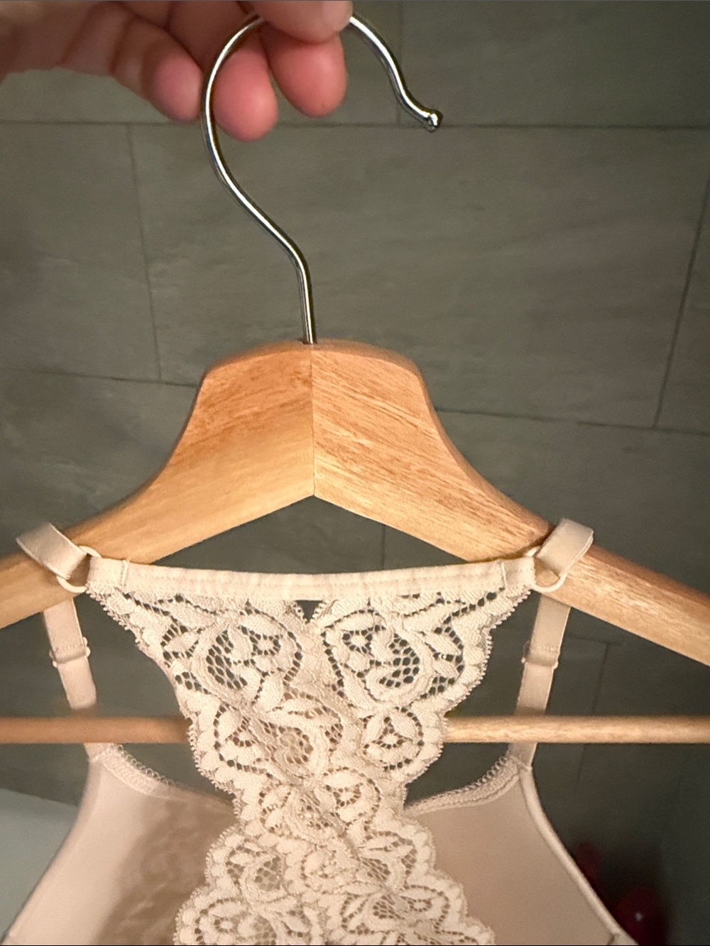 VICTORIA’S SECRET Women's Lace Racerback T-Shirt Bra - Black and Cream- Size 32B - Picture 8 of 12